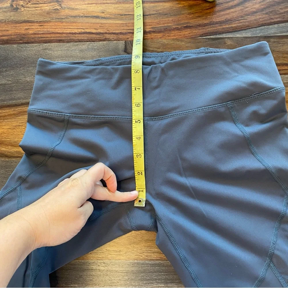 Nice Mesh Side Panel Yoga & Pilates Athletic Leggings Capri Length Pocket M